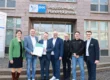 (v.l.) Elke Elsner (IHK-Umweltreferentin), Hauke Schuler (Standortverantwortlicher des Mercedes-Benz Werkes in Kassel), Dr. Hans-Friedrich Breithaupt (Vizepräsident der IHK Kassel-Marburg und Sprecher der Unternehmensallianz Klimaschutz und Nachhaltigkeit), Marco Gajewski (Produktionsleitung Light Duty, Logistik und Lean Management des Mercedes-Benz Werkes in Kassel), Mario Schön (Mitarbeiter Arbeitssicherheit und Umweltmanagement) und Rene Pecher (Leiter Arbeitssicherheit und Umweltmanagement, beide Mercedes-Benz Werk in Kassel) sowie Dr.-Ing. Tobias Heidrich (IHK-Teamleiter Energie, Umwelt und Industrie).